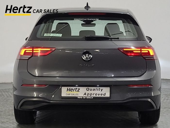 Volkswagen Golf 2024