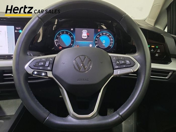 Volkswagen Golf 2024