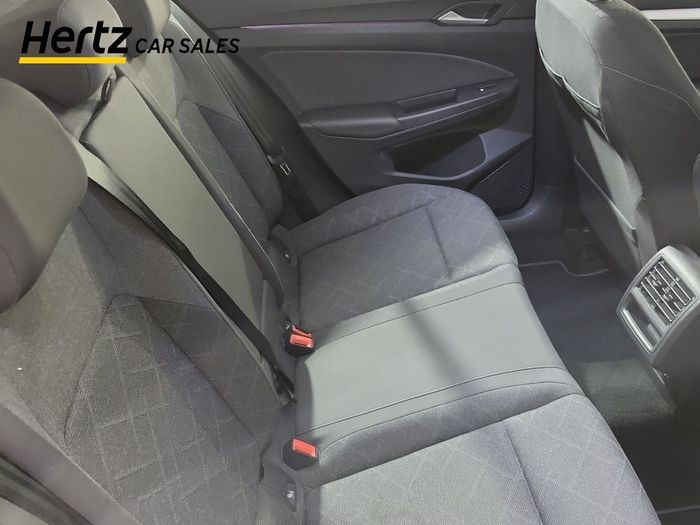 Volkswagen Golf 2024