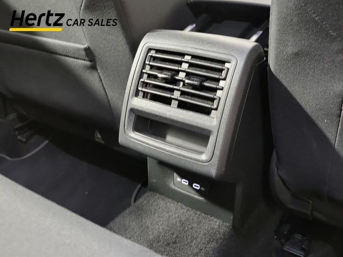 Volkswagen Golf 2024