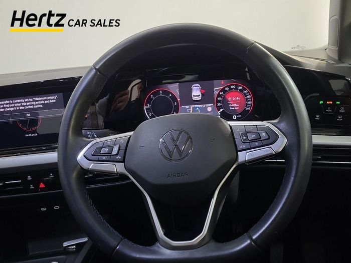 Volkswagen Golf 2024