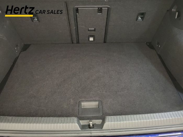 Volkswagen Golf 2024