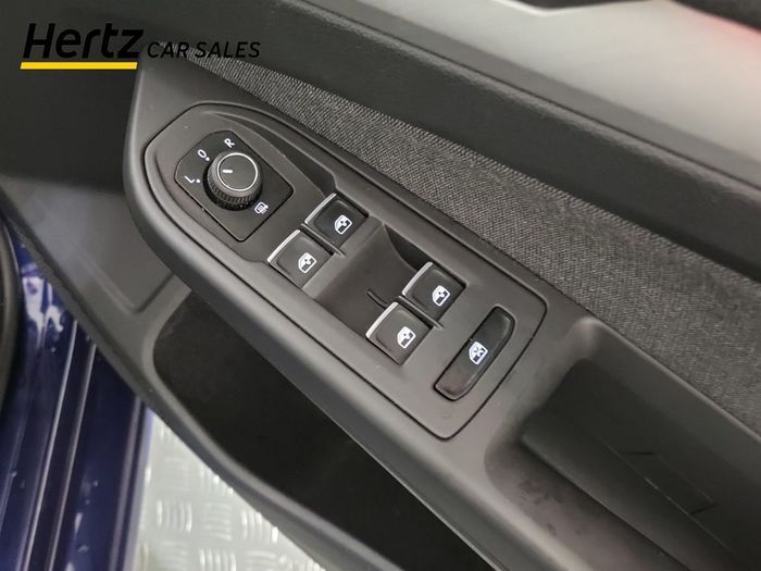 Volkswagen Golf 2024