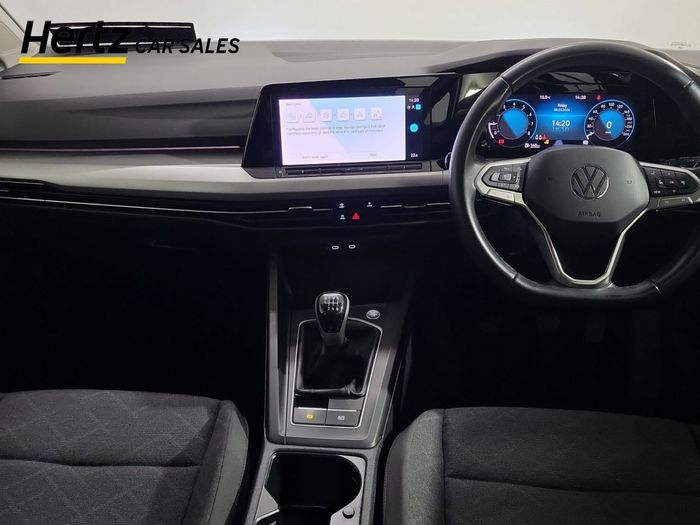 Volkswagen Golf 2024