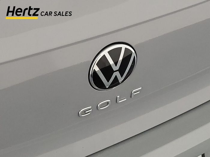 Volkswagen Golf 2024