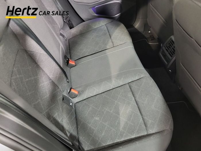 Volkswagen Golf 2024