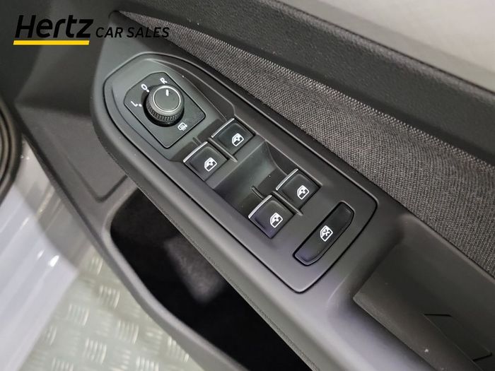Volkswagen Golf 2024
