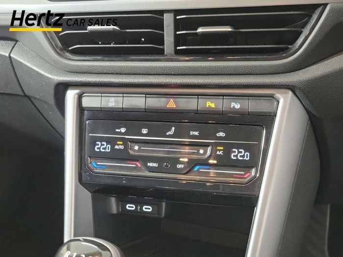Volkswagen T-Roc 2024