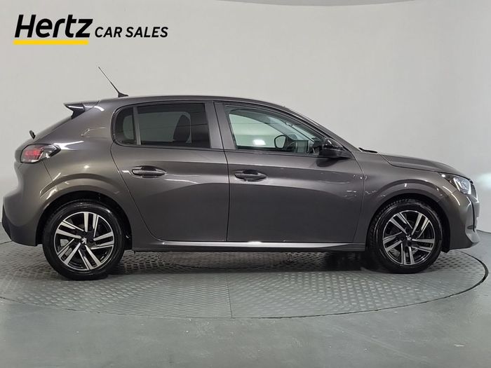 Peugeot 208 2023