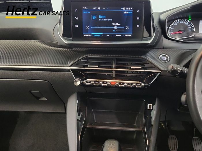 Peugeot 208 2023