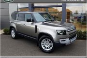 Land Rover Defender 2026