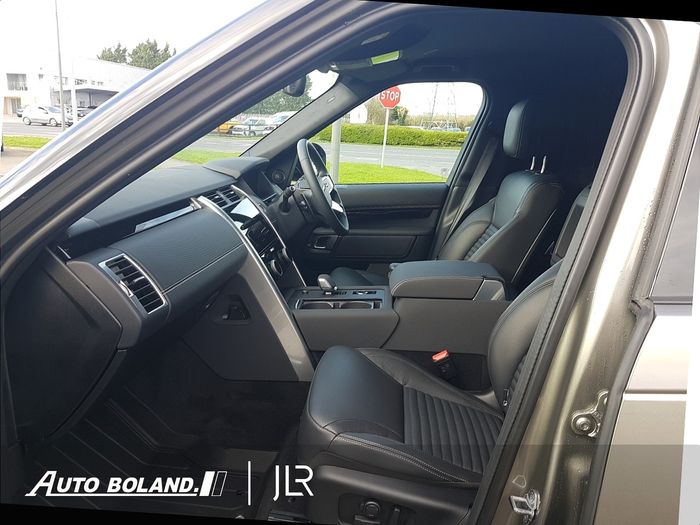 Land Rover Discovery 2025