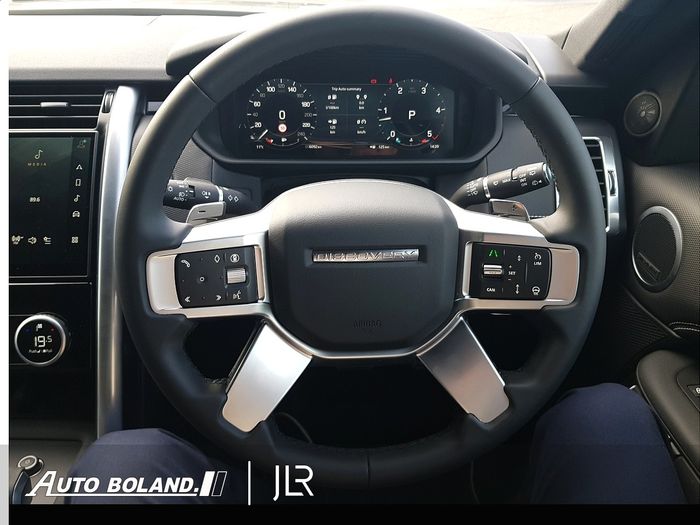 Land Rover Discovery 2025
