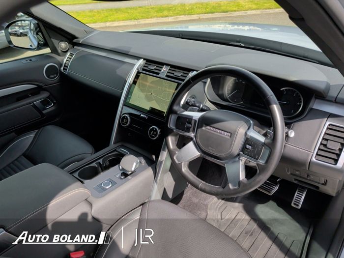 Land Rover Discovery 2023