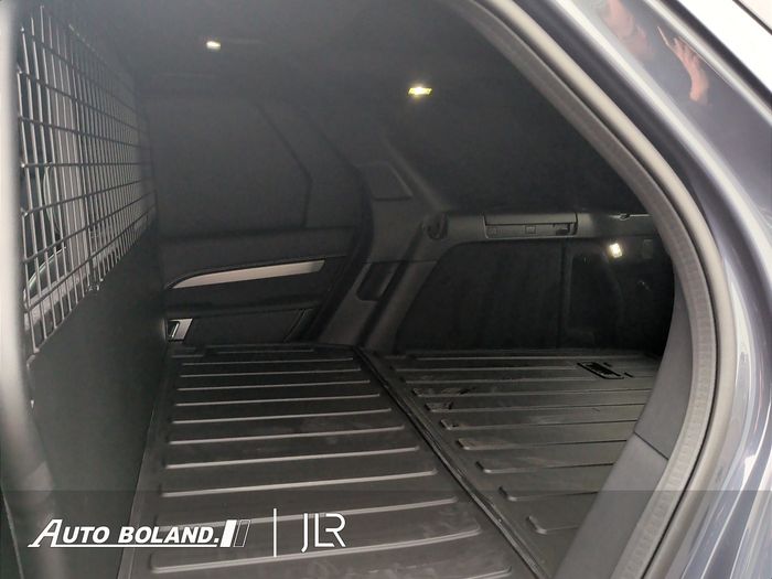 Land Rover Discovery 2026