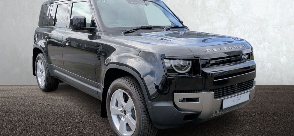 Land Rover Defender 2026