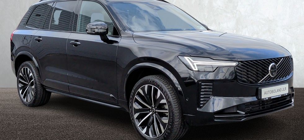 Volvo XC90 2025