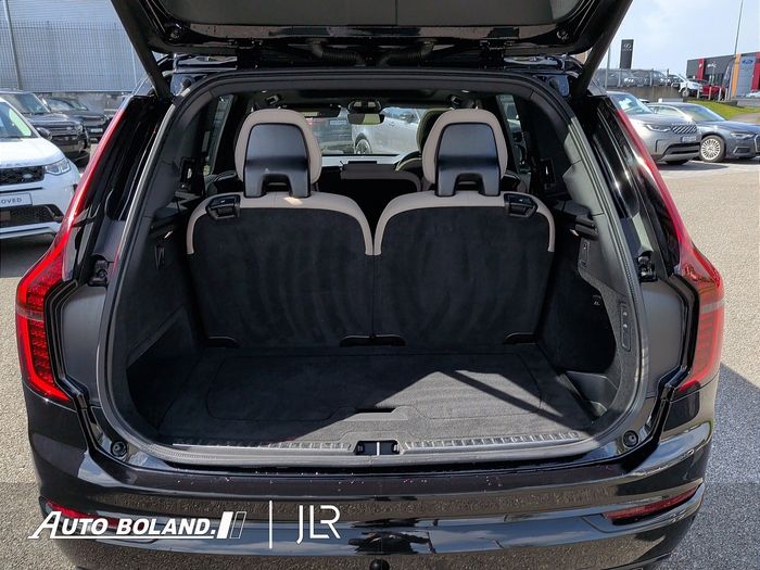 Volvo XC90 2025