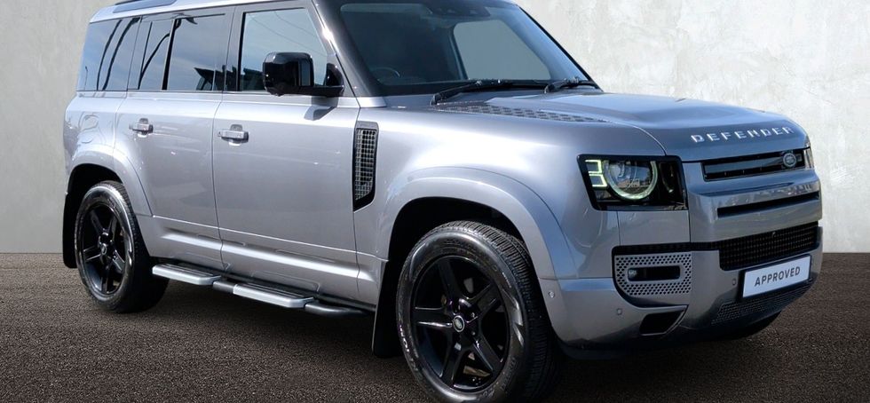 Land Rover Defender 2021