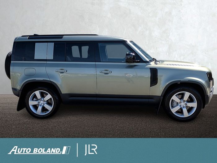 Land Rover Defender 2025