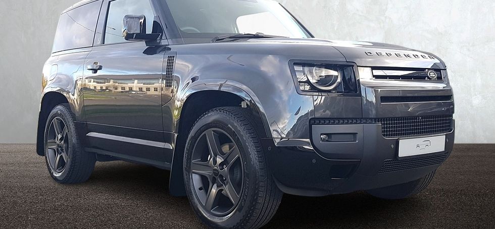 Land Rover Defender 2026