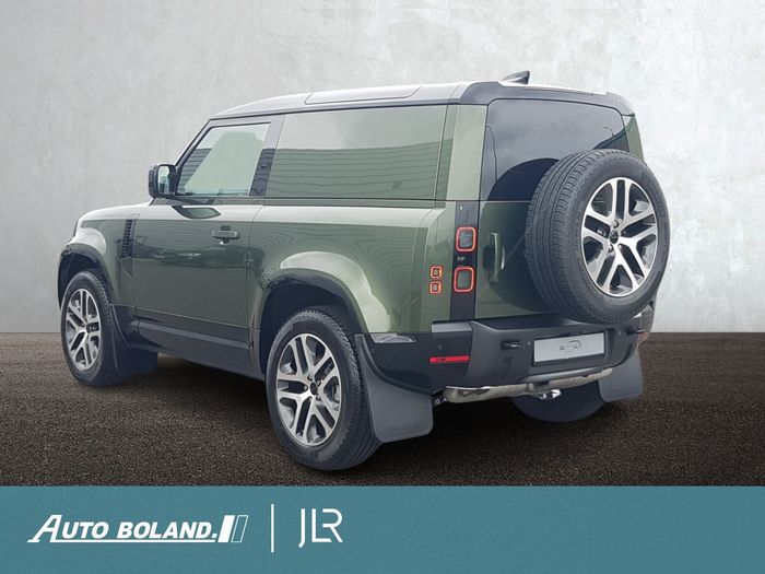 Land Rover Defender 2026