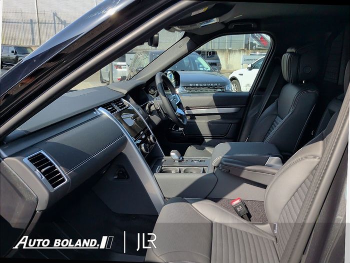 Land Rover Discovery 2026