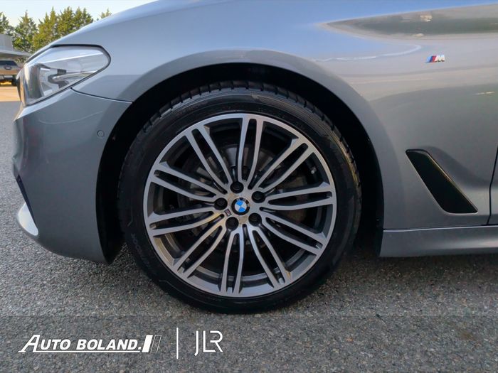 BMW 5 Series 2021