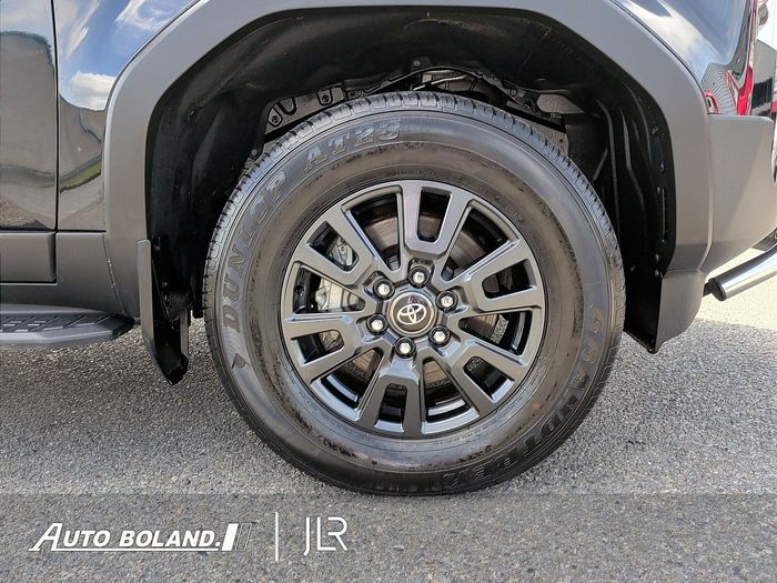 Toyota Landcruiser 2025