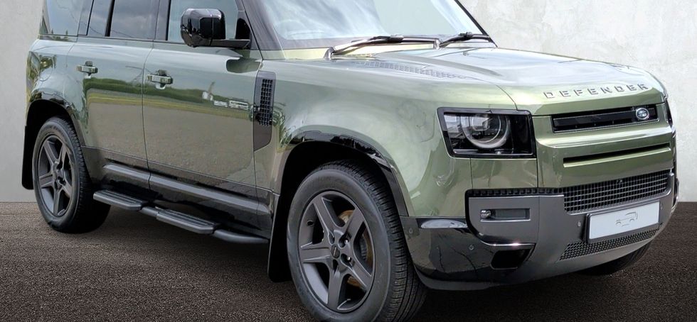 Land Rover Defender 2026