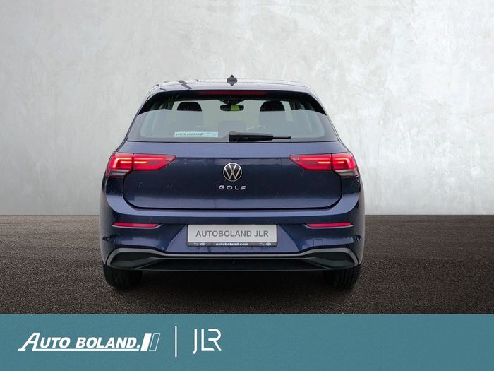 Volkswagen Golf 2024