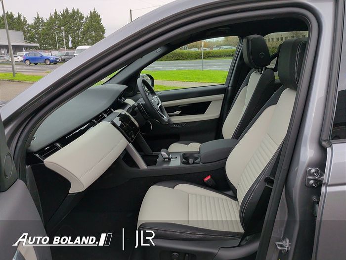 Land Rover Discovery Sport 2026