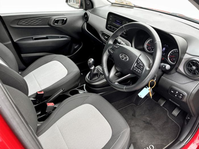 Hyundai i10 2022