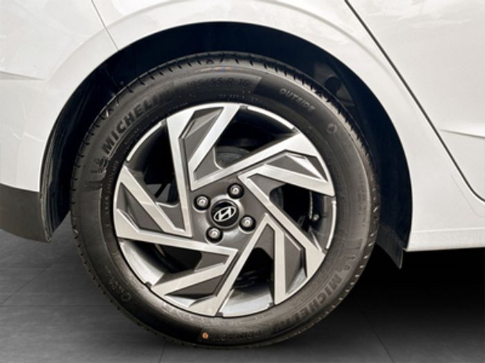 Hyundai i20 2025