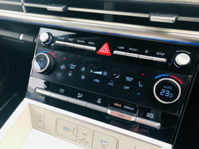 Hyundai Santa Fe 2025