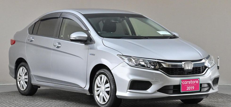 Honda Grace 2019