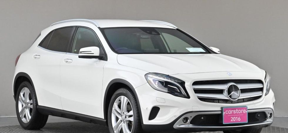 Mercedes-Benz GLA Class 2016