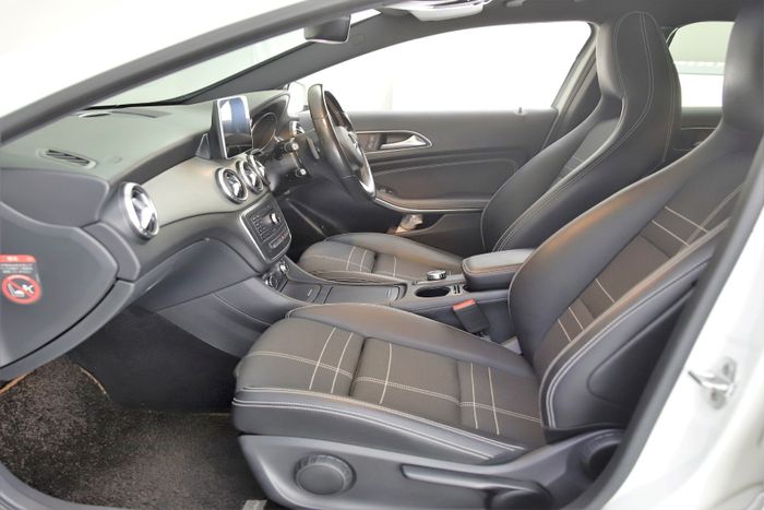 Mercedes-Benz GLA Class 2016