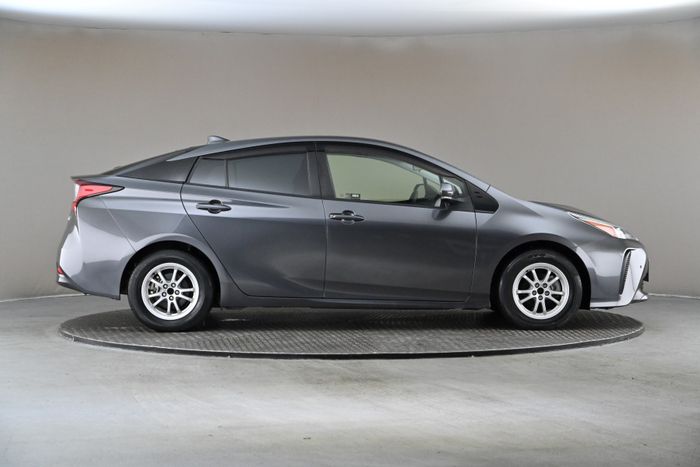 Toyota Prius 2021