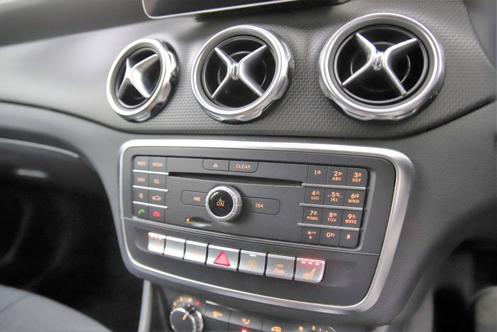 Mercedes-Benz GLA Class 2017