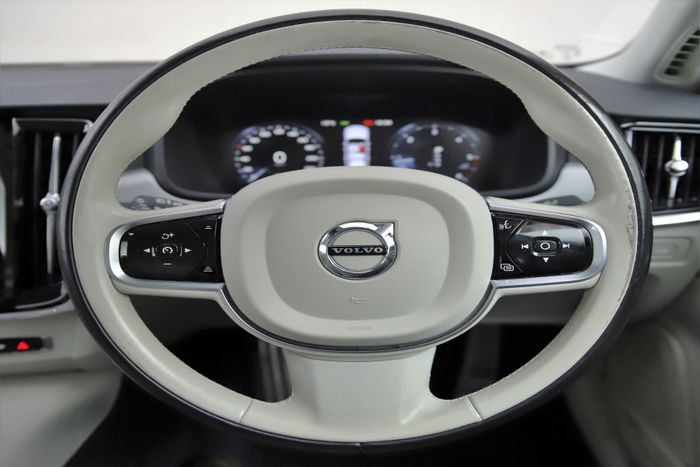 Volvo S90 2020