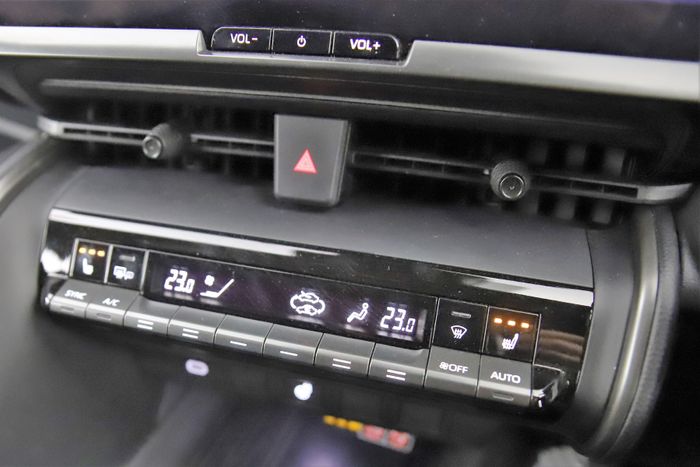 Toyota C-HR 2024