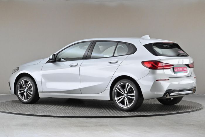 BMW 1 Series 2020
