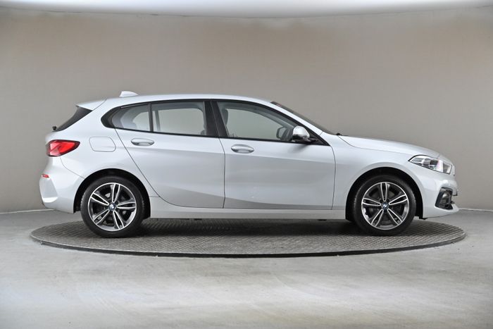 BMW 1 Series 2020