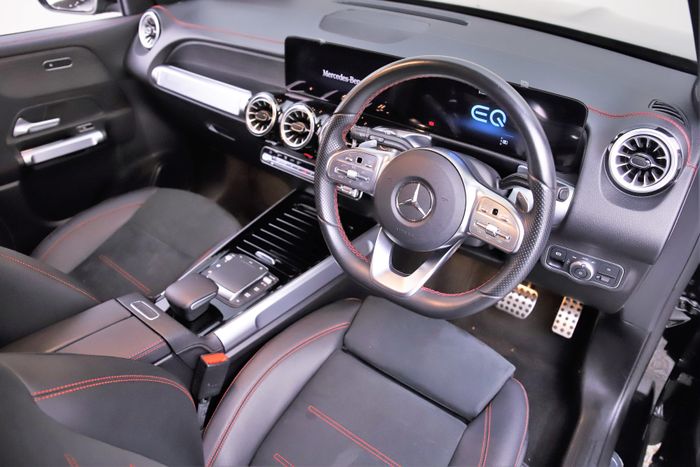 Mercedes-Benz EQB 2022