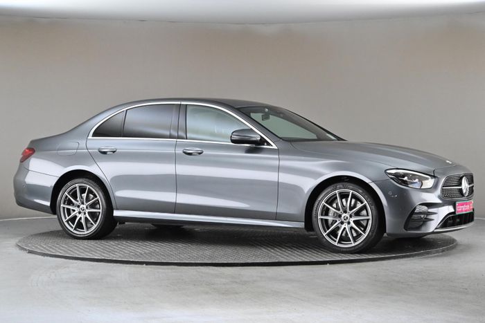Mercedes-Benz E-Class 2022