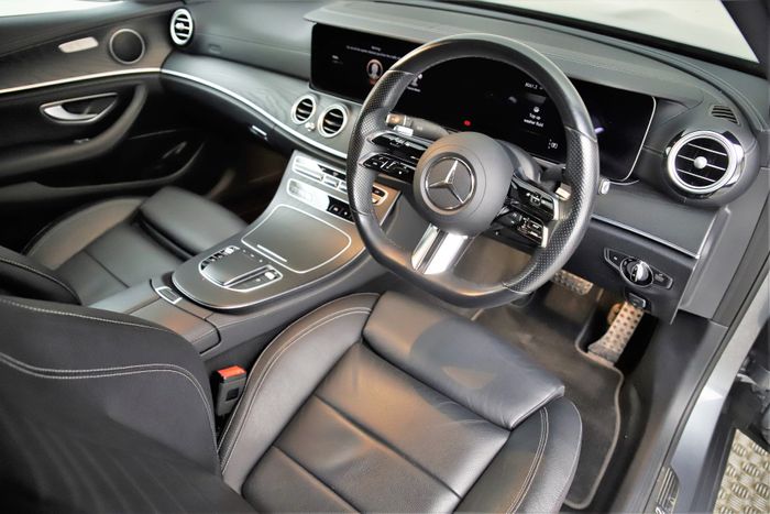 Mercedes-Benz E-Class 2022