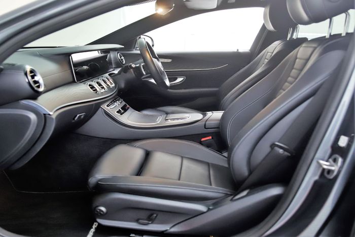 Mercedes-Benz E-Class 2022