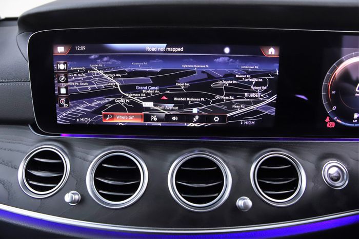 Mercedes-Benz E-Class 2022