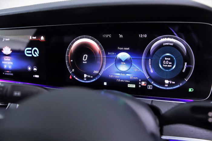 Mercedes-Benz E-Class 2022